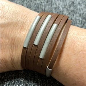 Brown leather bracelet